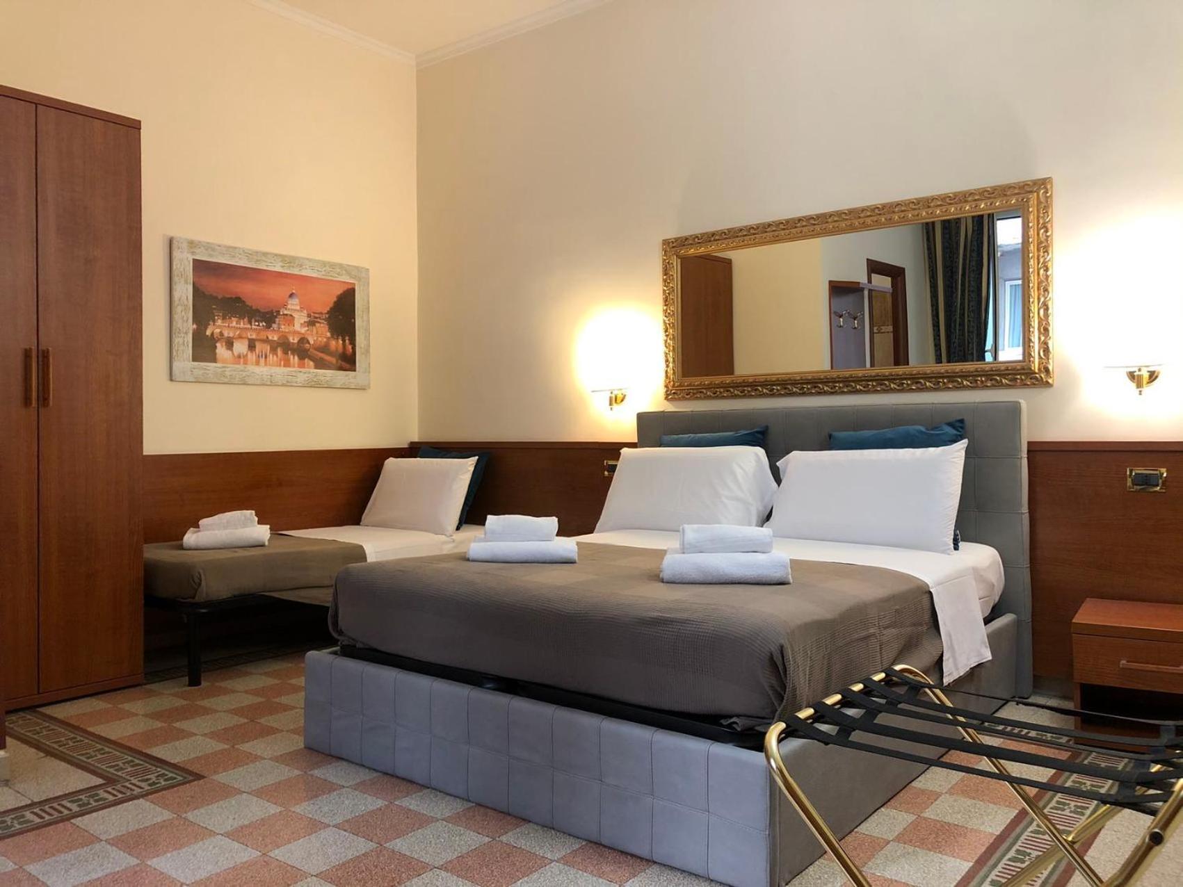 A Rosmini Suites Рим Экстерьер фото