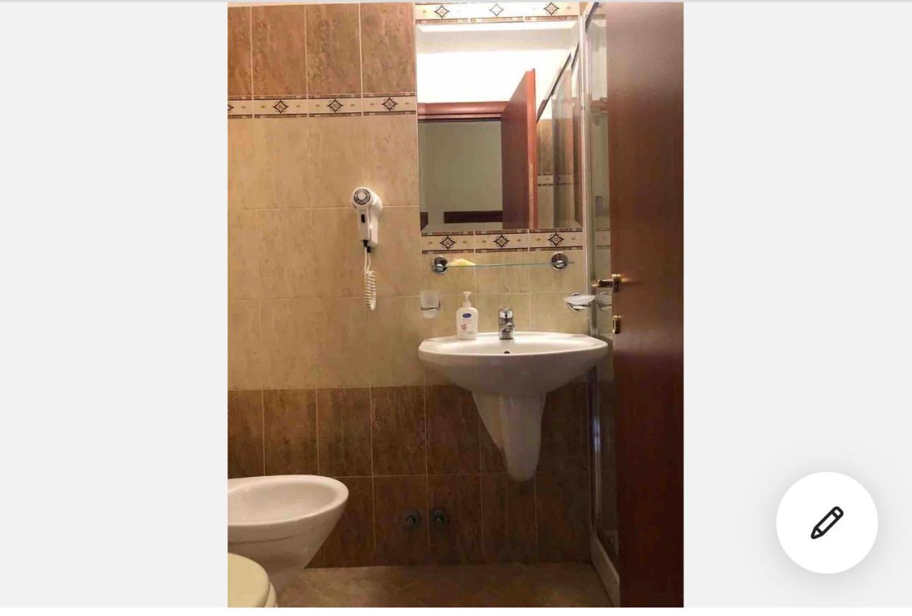 A Rosmini Suites Рим Экстерьер фото